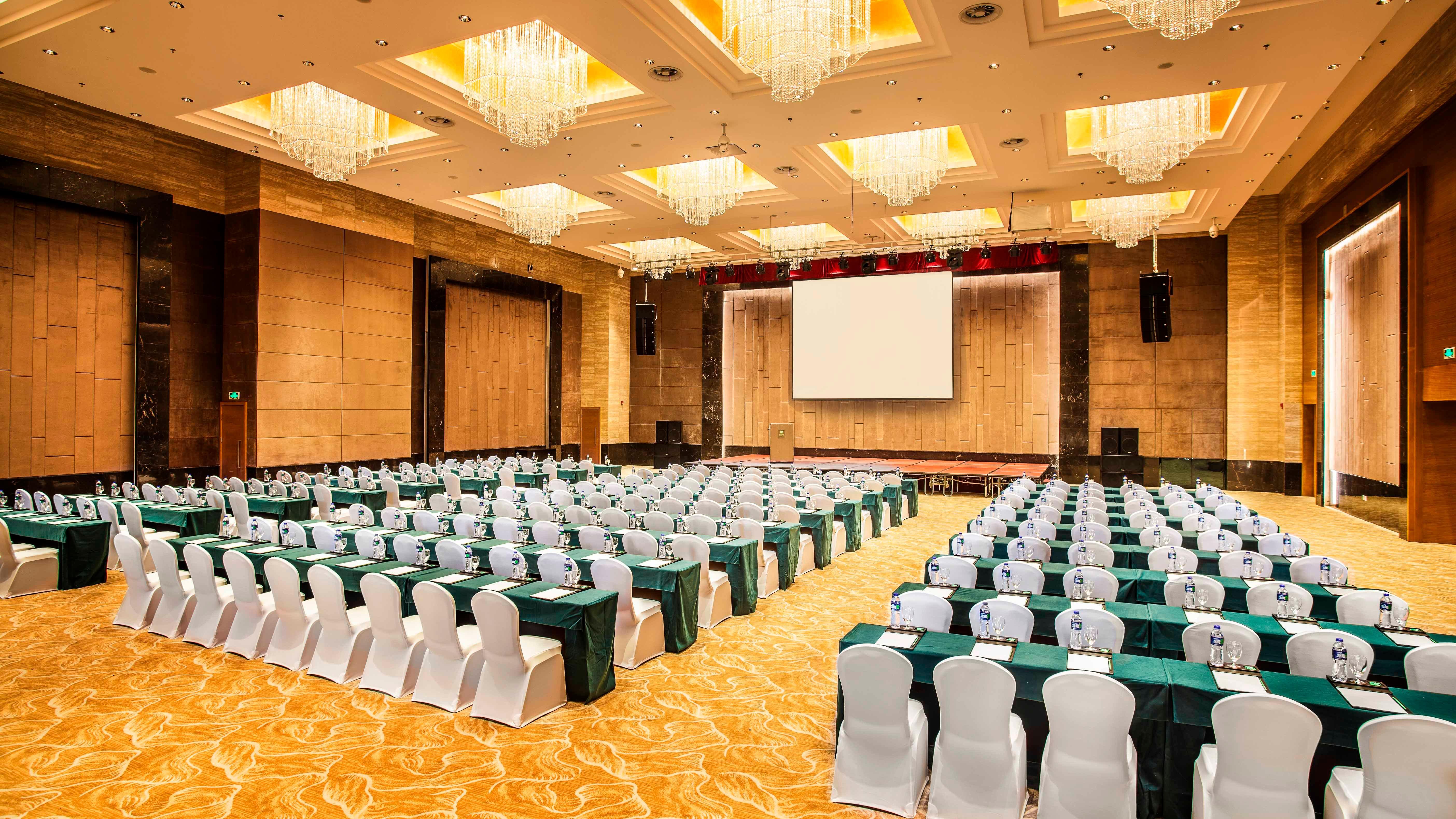 Holiday Inn Nanchang Riverside By Ihg Extérieur photo